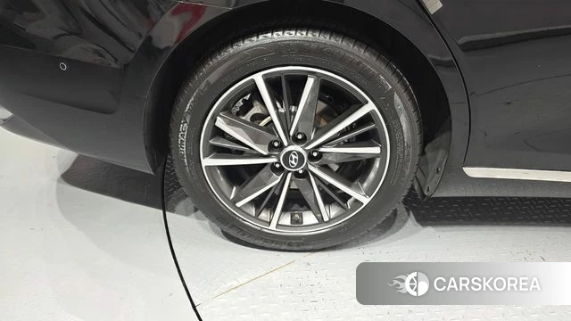 Hyundai The New Grandeur IG id 4726301 из Кореи 27