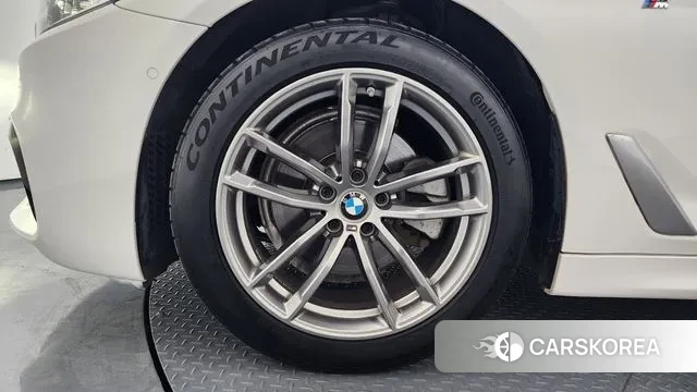 BMW 5 Series (G30) id 3736460 из Кореи 15