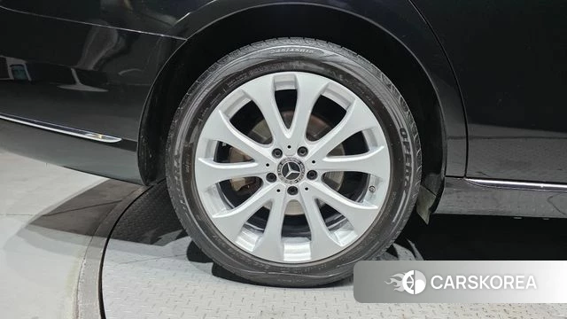 Mercedes-Benz E-Class W213 id 4693808 из Кореи 27