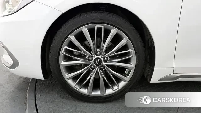 Hyundai Grandeur IG id 3641611 из Кореи 15