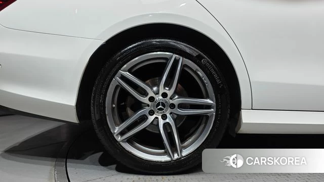 Mercedes-Benz E-Class W213 id 4741900 из Кореи 27