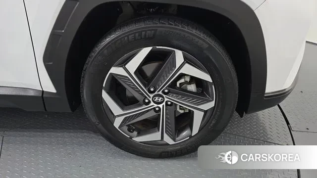 Hyundai Tucson (NX4) id 3690927 из Кореи 15