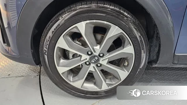 Kia Stonic id 3484936 из Кореи 15