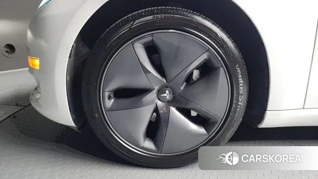 Tesla Model 3 id 3291853 из Кореи 15