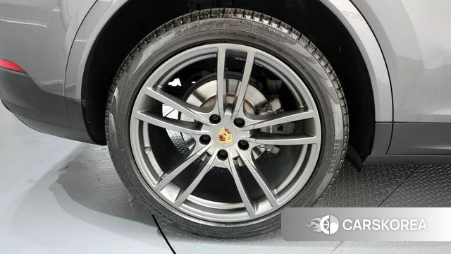 Porsche Cayenne (PO536) id 3935743 из Кореи 15