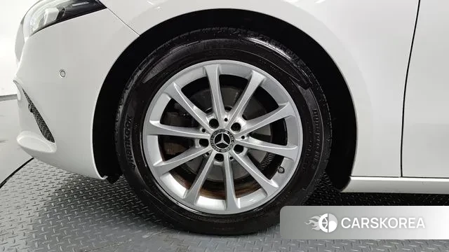 Mercedes-Benz A-Class W177 id 3396090 из Кореи 15