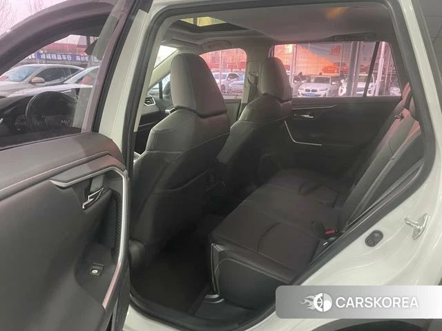 Toyota RAV4 Rongfang 2022 Белый из Китая, фото 5