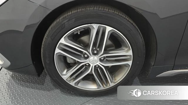 Hyundai Grandeur IG id 4188403 из Кореи 15