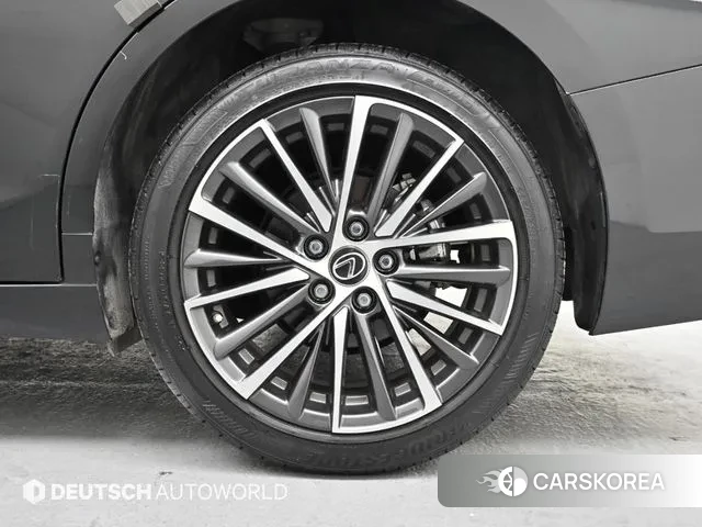 Lexus ES300h 7th generation id 3539328 из Кореи 15