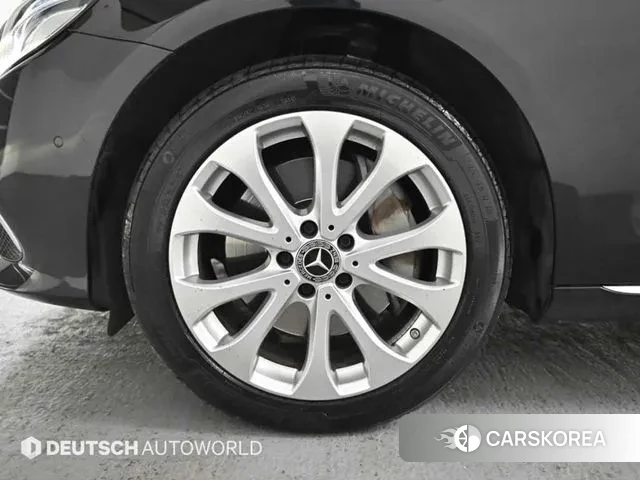 Mercedes-Benz E-Class W213 id 3692075 из Кореи 15