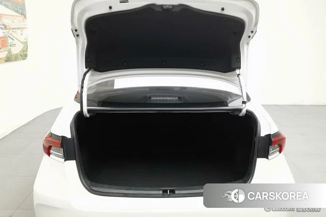 Toyota Corolla id 4307151 из Китая 19