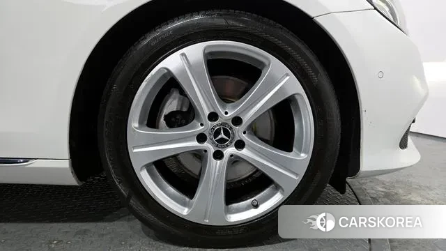 Mercedes-Benz E-Class W213 id 3515429 из Кореи 15