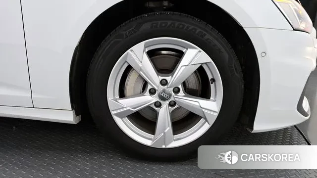 Audi A6 (C8) id 3232848 из Кореи 15