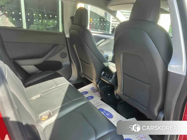 Tesla Model Y 2021 Красный из Китая, фото 5