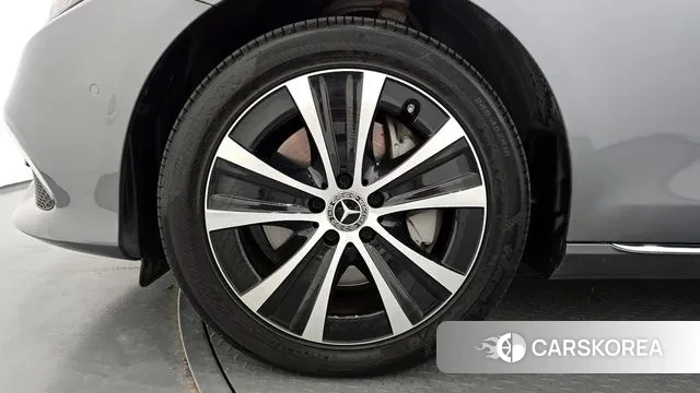 Mercedes-Benz E-Class W213 id 3258814 из Кореи 15