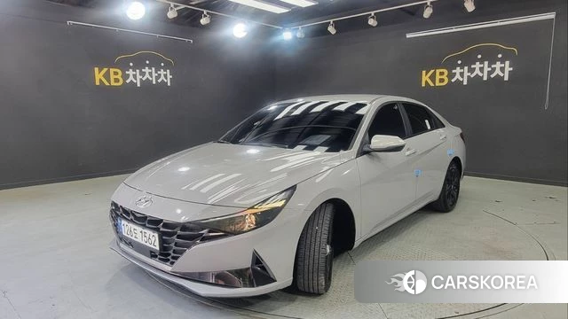 Hyundai Avante Hybrid (CN7) 2021 Серебристо-серый из Кореи, фото 6