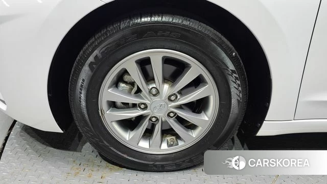 Hyundai The New Avante AD id 4430155 из Кореи 25