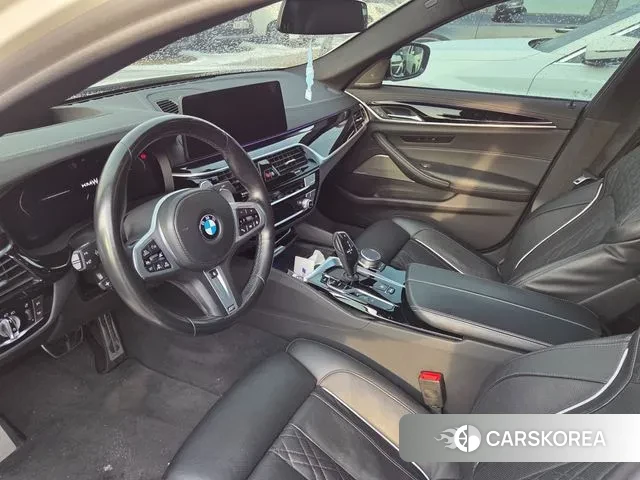 BMW 5 Series (G30) id 3621277 из Кореи 11