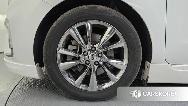 Kia The New Carnival id 3936432 из Кореи 15