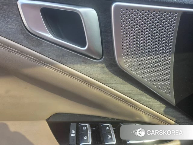 Kia K8 Hybrid 2022 Черный из Кореи, фото 5
