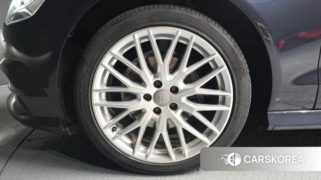 Audi New A6 id 4552000 из Кореи 15