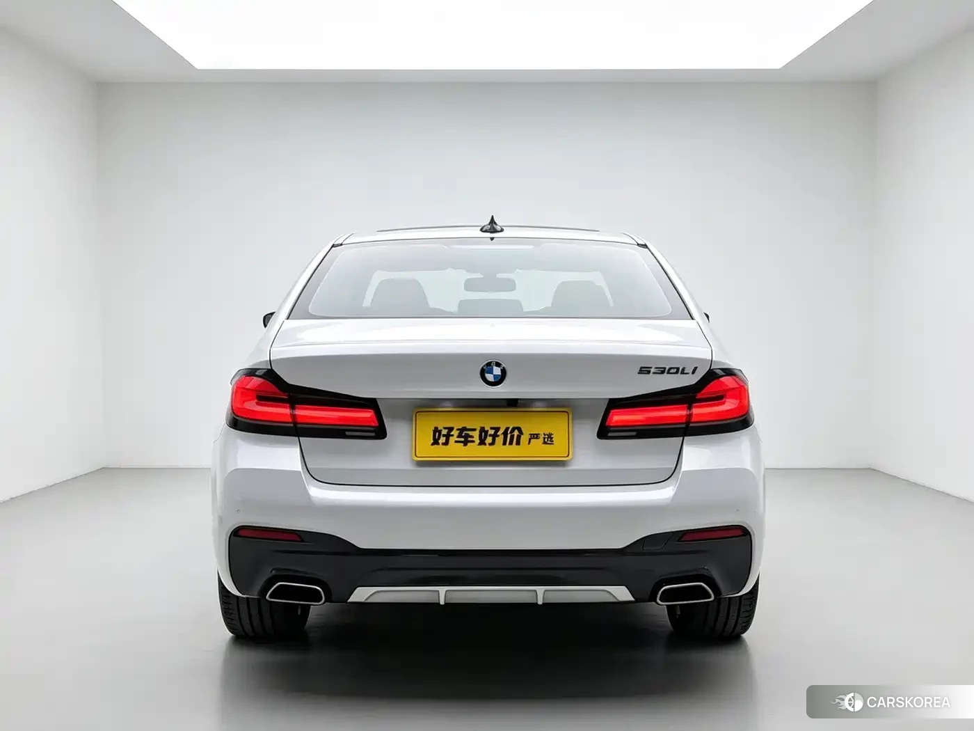 BMW 5 series 2023 Белый из Китая, фото 5