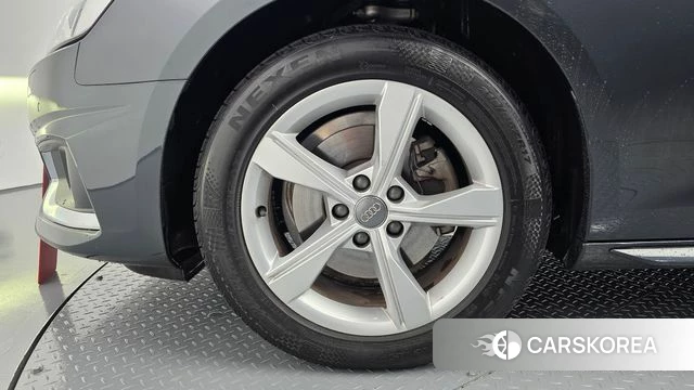 Audi A4 (B9) id 3898106 из Кореи 15