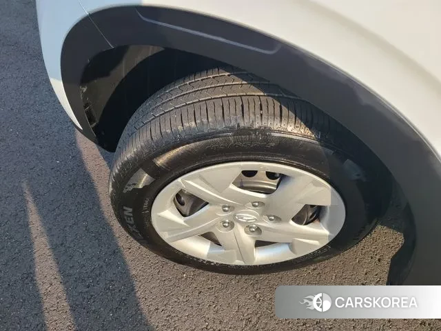 Hyundai Venue id 3416572 из Кореи 14