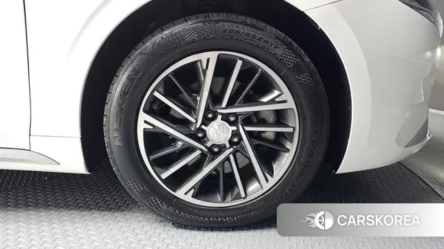 Hyundai The New Grandeur IG id 3328942 из Кореи 15