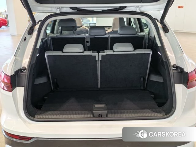 Audi Q5 e-tron id 3919440 из Китая 19