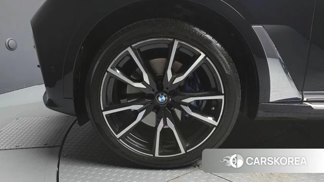 BMW X7 (G07) id 4383457 из Кореи 28