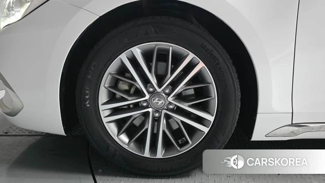 Hyundai Grandeur IG id 4615455 из Кореи 26
