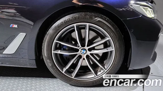 BMW 5 Series (G30) id 2718002 из Кореи 15