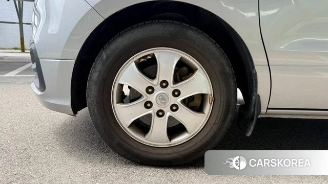 Hyundai The New Grand Starex id 4573921 из Кореи 12