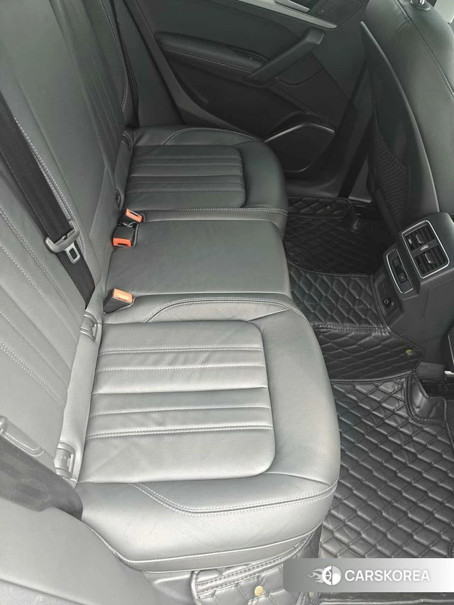 Audi Q5L 2021 Белый из Китая, фото 5
