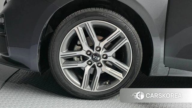 Kia Come New K3 id 4755366 из Кореи 27