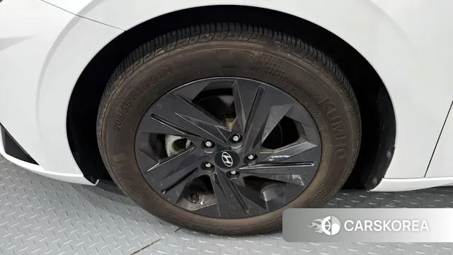 Hyundai Avante (CN7) id 3492903 из Кореи 15