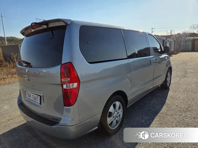 Hyundai The New Grand Starex id 3454601 из Кореи 7