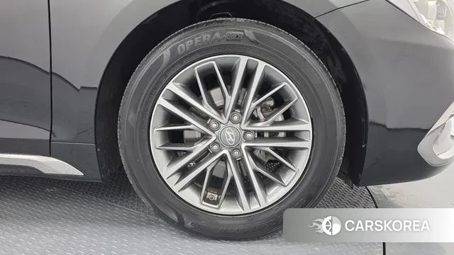 Hyundai Grandeur IG id 3636816 из Кореи 15