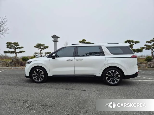 Kia Carnival 4th generation 2023 Белый из Кореи, фото 6