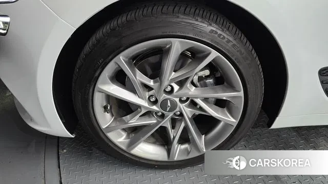 Genesis The New G70 id 2884686 из Кореи 15