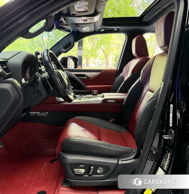 Lexus LX id 4320984 из Китая 12