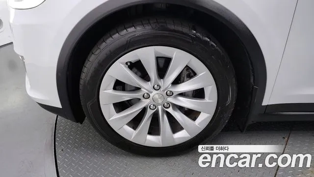 Tesla Model X id 2912719 из Кореи 15