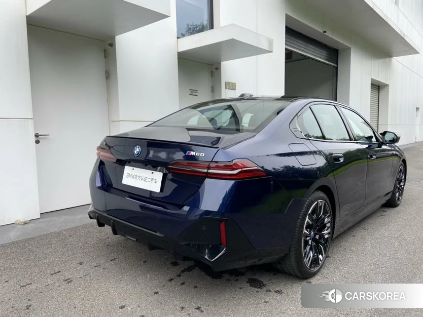 BMW i5 (import) 2024 Синий из Китая, фото 5