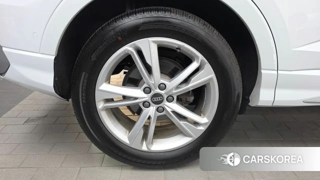 Audi Q3 (F3) id 4965663 из Кореи 25