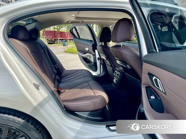 BMW 3 series id 4278828 из Китая 20