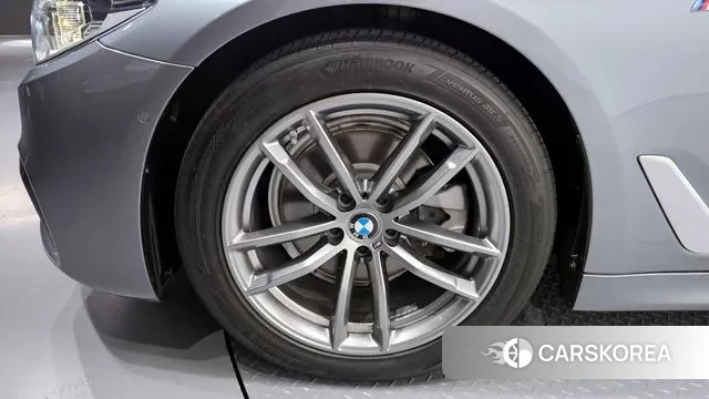 BMW 5 Series (G30) id 3050071 из Кореи 15