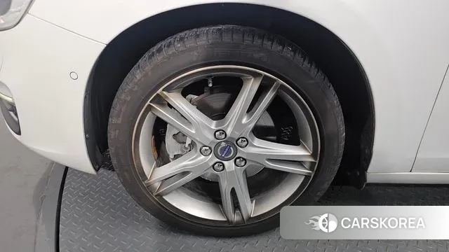 Volvo S60 id 2982024 из Кореи 15