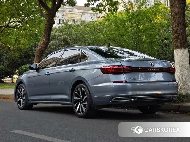 Volkswagen Passat id 4271903 из Китая 10