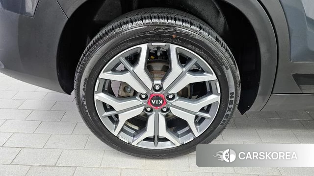 Kia Seltos id 4873086 из Кореи 15